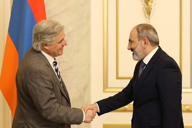 “У нас очень большая армянская община в Уругвае, которая является дополнительным, ключевым фактором теплых отношений между нашими странами”. Премьер-министр РА