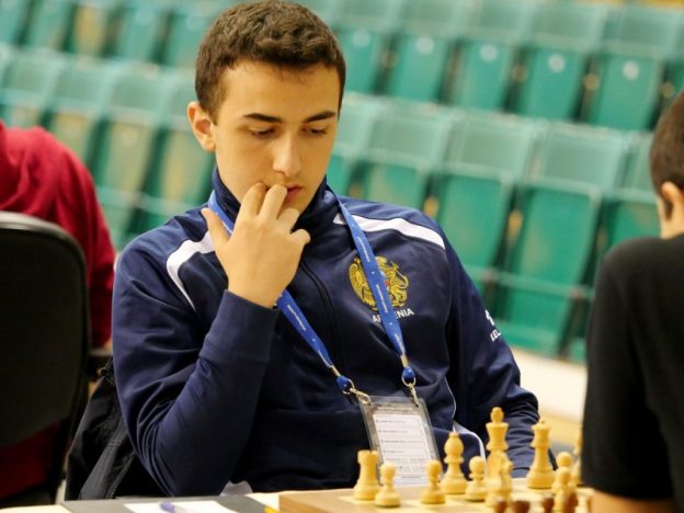 Гроссмейстер Арам Акопян только побеждает