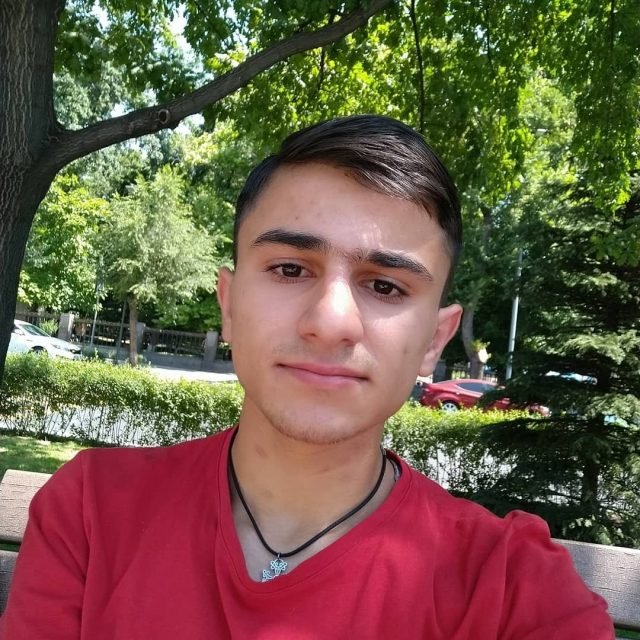16-летний Нарек из Айгедзора точно не останется в столице