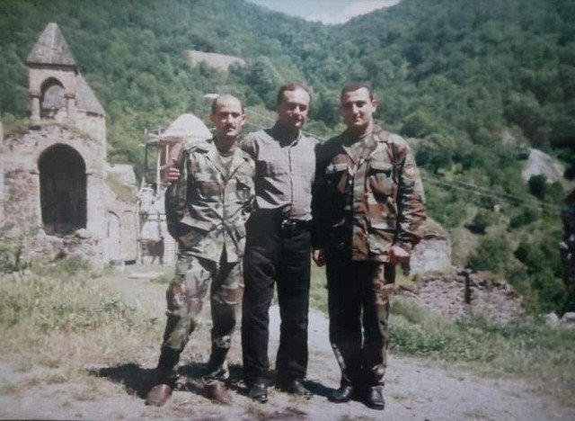 При назначении командира воинской части Никол Пашинян лично позвал сына Сейрана Оганяна