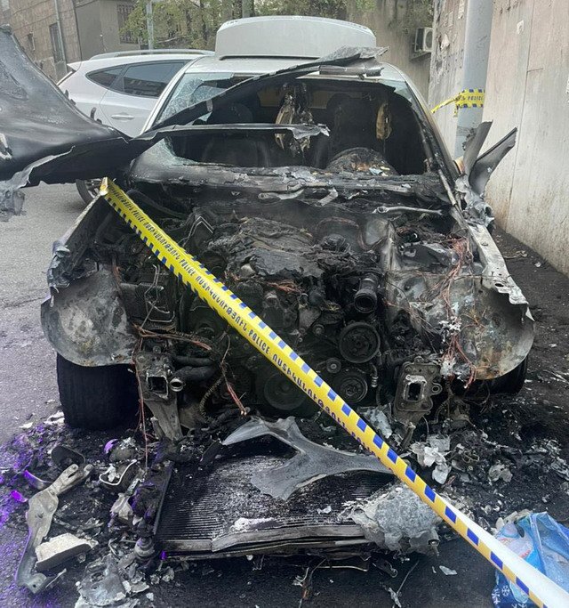 Полиция установила личность человека, взорвавшего машину мужа Заруи Постанджян