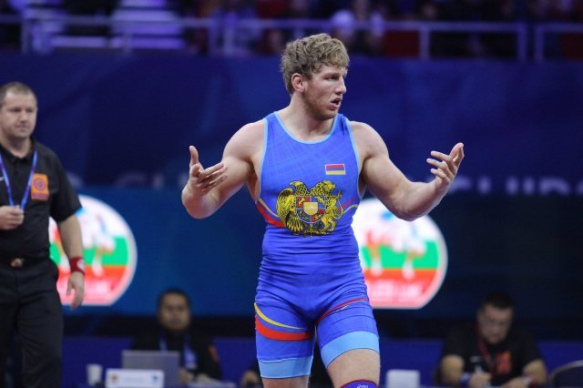 Артур Алексанян вышел в четвертьфинал Олимпийских игр