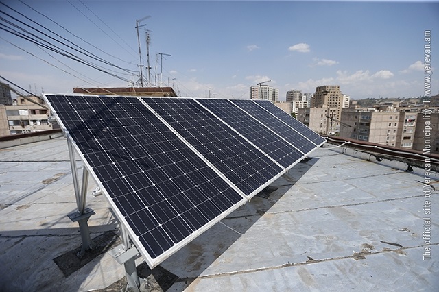 В Давташене 8 зданий уже пользуются солнечной энергией