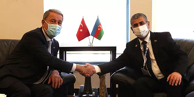 Состоялась встреча министров обороны Турции и Азербайджана