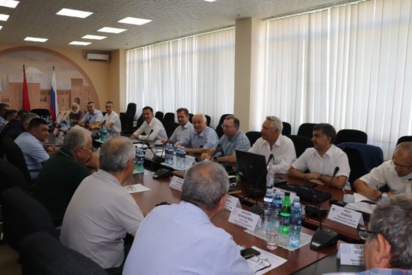 В Армении состоялась первая рабочая встреча по повторному продлению срока эксплуатации Армянской АЭС