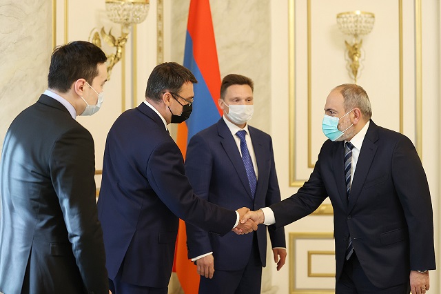 Премьер-министр Пашинян и председатель правления ЕАБР обсудили вопросы развития сотрудничества