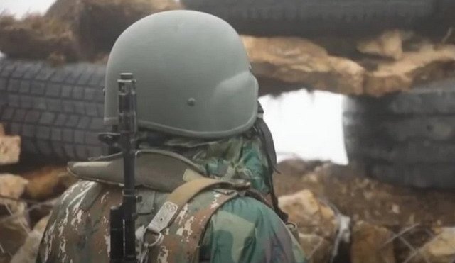 Военнослужащий РА получил огнестрельное ранение в результате выстрела, произведенного Вооруженными силами Азербайджана в направлении позиций села Кут. Его жизни опасность не угрожает