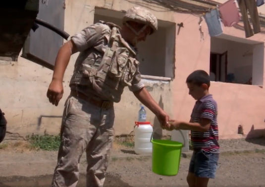 Российские миротворцы обеспечили более 1,5 тыс. жителей Нагорного Карабаха питьевой водой