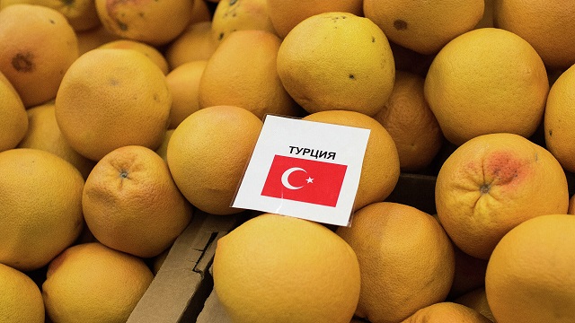 Роспотребнадзор приостановил импорт лимонов одного из турецких предприятий. РИА Новости