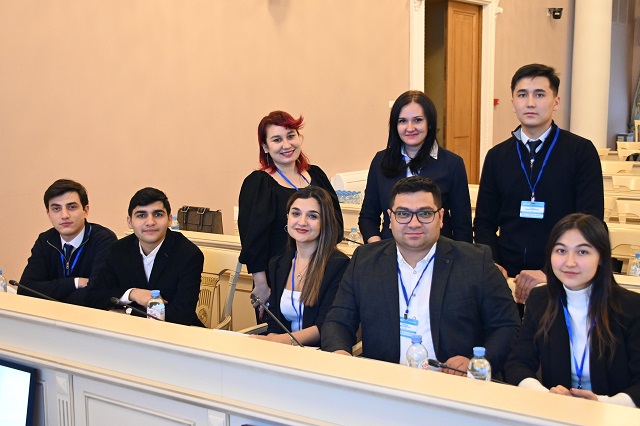 Студенты из Армении стали слушателями Международной молодёжной парламентской школы в Санкт-Петербурге