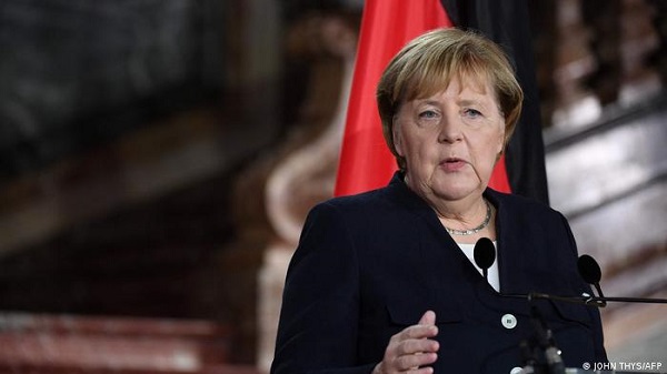 Меркель сдержанно отреагировала на демарш МИД РФ. Deutsche Welle
