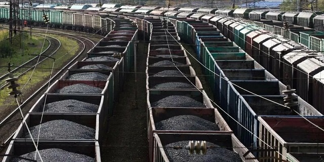 В Раде утверждают, что Россия заблокировала поставки угля на Украину из Казахстана. ТАСС