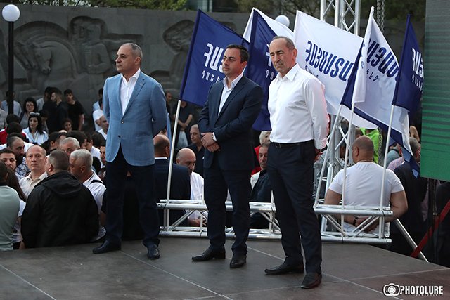 «За отставкой Никола Пашиняна должно последовать объединение всех возможных сил и формирование нового правительства». Блок «Армения»
