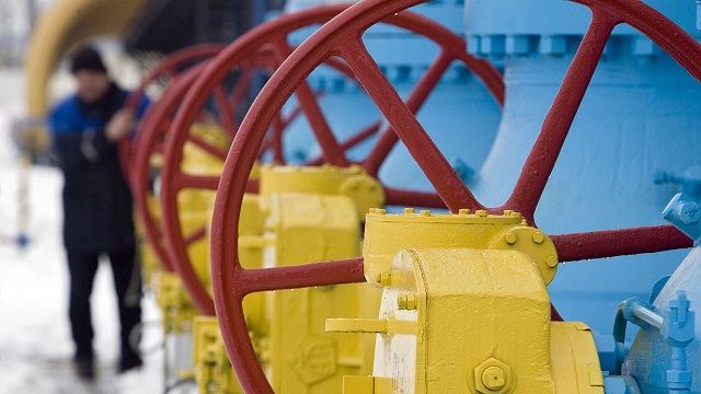 «Газпром» четвертый день не возобновляет поставки газа через Ямал — Европу. РИА Новости