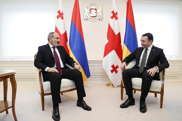 Никол Пашинян и Ираклий Гарибашвили выразили уверенность в том, что существует большой потенциал для расширения экономических связей между двумя странами