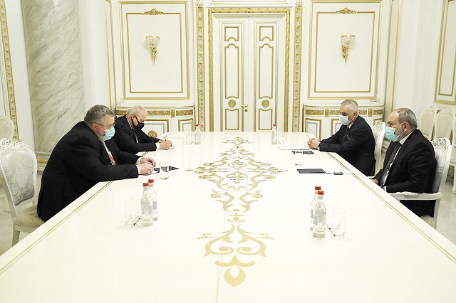Никол Пашинян и Алексей Оверчук обсудили вопросы повестки армяно-российского сотрудничества и экономических связей