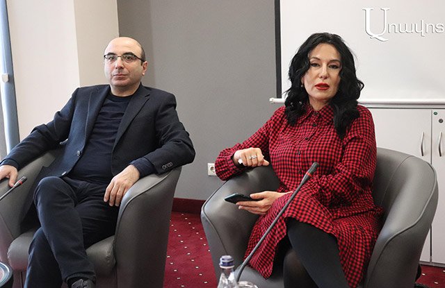 «Армению выставили на геополитический аукцион по ликвидационным ценам: нам говорят, мы из меню выберем для вас помои, возьмите, кушайте»: Наира Зограбян