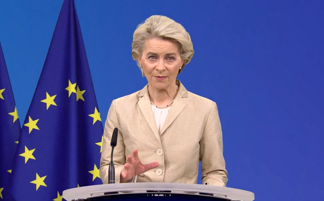 Урсула фон дер Ляйен: ЕС ответит новыми санкциями на любую агрессию против Украины