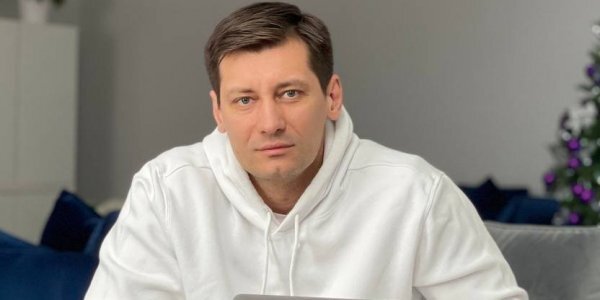 Российского оппозиционера Дмитрия Гудкова не пустили в Грузию. JAMnews