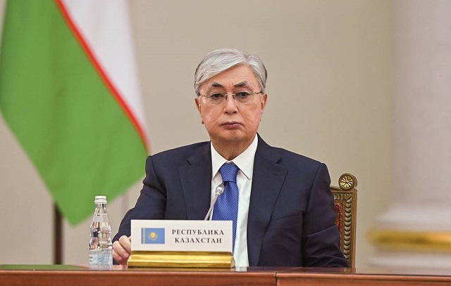 Токаев назвал беспорядки в Казахстане попыткой государственного переворота. ТАСС