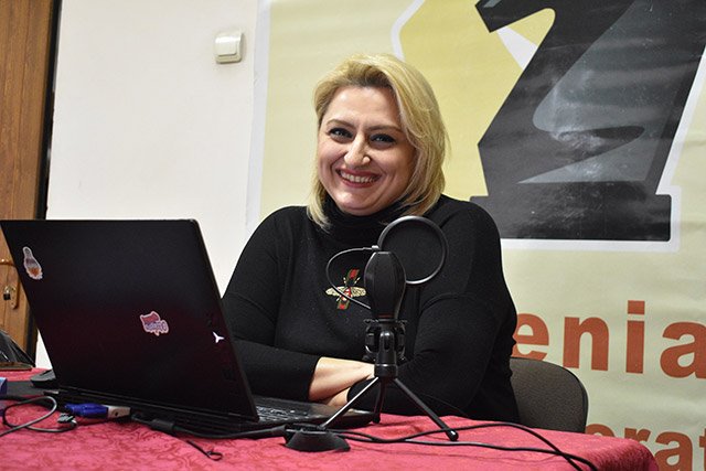 Элина Даниелян прокомментирует партии чемпионата Армении
