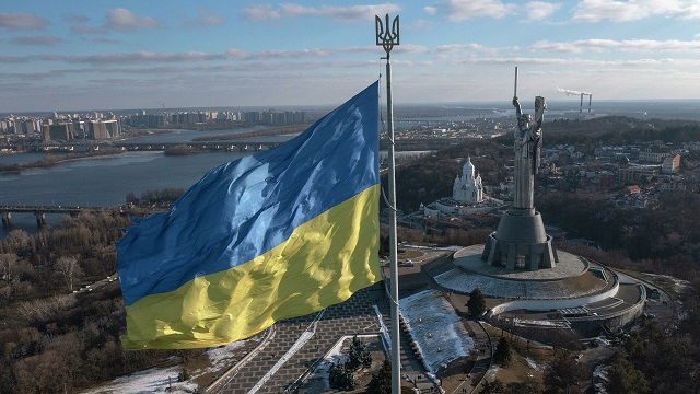 Украина согласилась на переговоры с российской делегацией в Беларуси. РИА Новости.