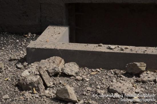 МЧС зарегистрировало 9 случаев обрушений и трещин в результате землетрясения. Пять из них в Ереване