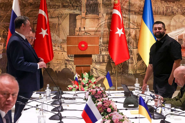В Стамбуле завершились переговоры между Россией и Украиной