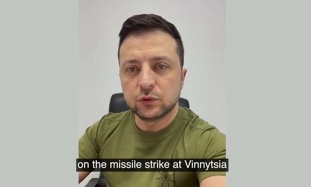 «Жестокие и циничные ракетные обстрелы полностью разрушили аэропорт Винницы». Владимир Зеленский