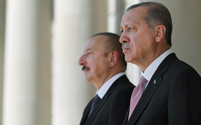 Эрдоган анонсировал визит Алиева в Турцию