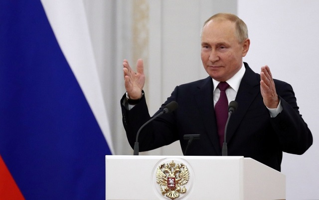КЗЖ: «Путин погрузил Россию в информационный темный век»
