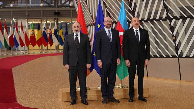 В Брюсселе Пашинян и Алиев договорились о создании комиссии по делимитации границы до конца апреля