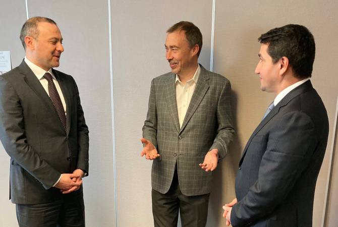 В Брюсселе состоялась встреча секретаря Совбеза Армении и помощника президента Азербайджана. Арменпресс