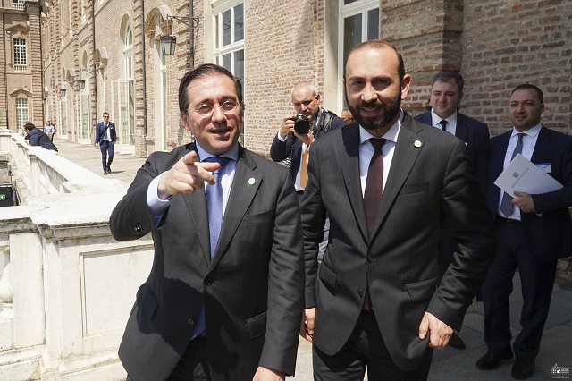 Арарат Мирзоян выразил удовлетворение решением правительства Испании открыть постоянное представительство в Армении, что придаст новый импульс взаимодействию как на политическом, так и на бизнес уровне