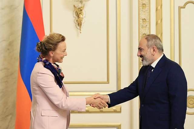 Армения привержена продолжению демократического пути: премьер-министр принял генерального секретаря Совета Европы
