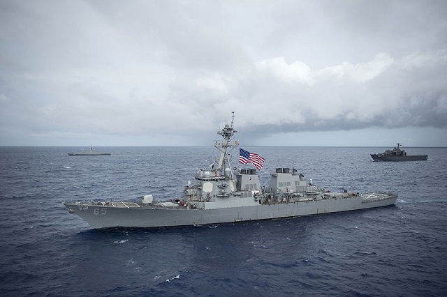 Китай обвинил эсминец США в незаконном вторжении в акваторию островов Сиша. РИА Новости