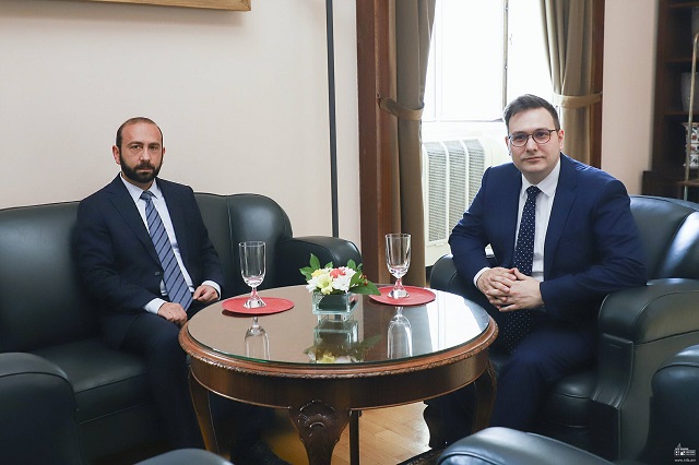 Мирзоян и Липавский обсудили вопросы, касающиеся армяно-чешских отношений, отношений Армения-ЕС, и региональной безопасности