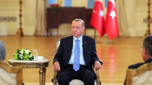 Азербайджан с самого начала был красной линией для Турции, и Анкара откроет границы после решения азербайджанских проблем. Эрдоган раскрыл подробности телефонного разговора с Пашиняном