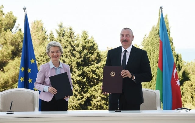 Азербайджан и ЕС подписали меморандум о стратегическом сотрудничестве в энергетике. ТАСС
