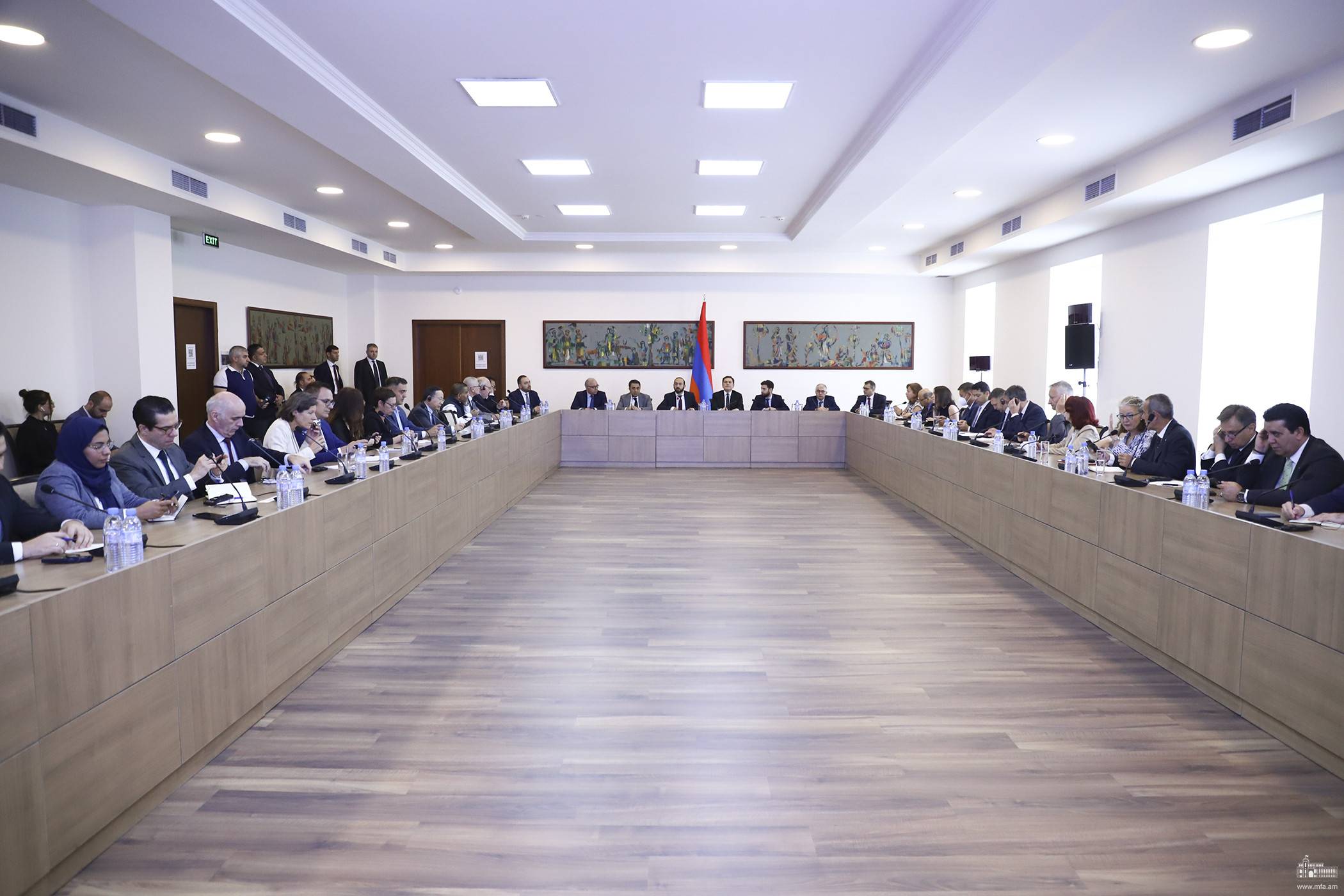 Встреча министра иностранных дел Армении Арарата Мирзояна с главами аккредитованных в Армении дипломатических представительств