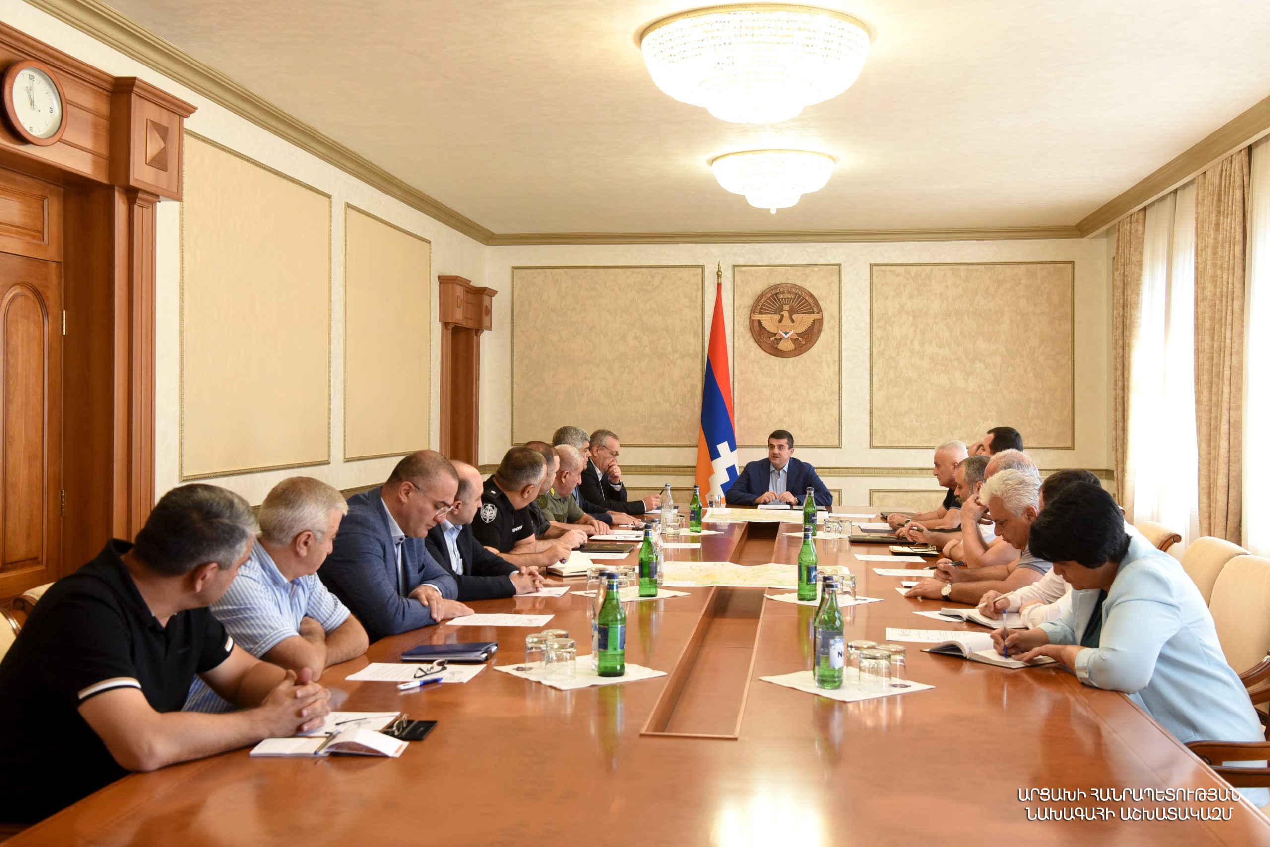 На заседании Совета безопасности Республики Арцах принято решение с 20:00 часов 30 августа осуществлять сообщение  с Арменией по новому маршруту