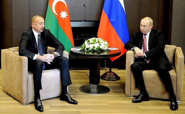 Путин и Алиев обсудили текущую ситуацию на Южном Кавказе