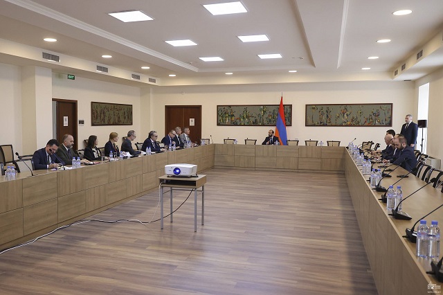Министр иностранных дел РА принял членов миссии ОБСЕ по оценке потребностей