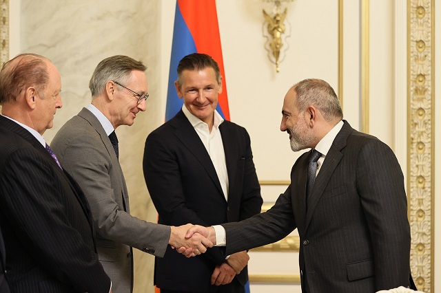Премьер-министр Пашинян принял делегацию инвестиционной группы “C-Quadrat”
