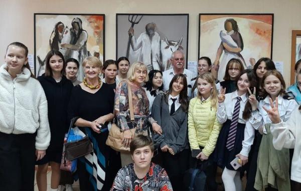 Персональная выставка картин Николая Джаняна открылась в Новороссийске. Еркрамас