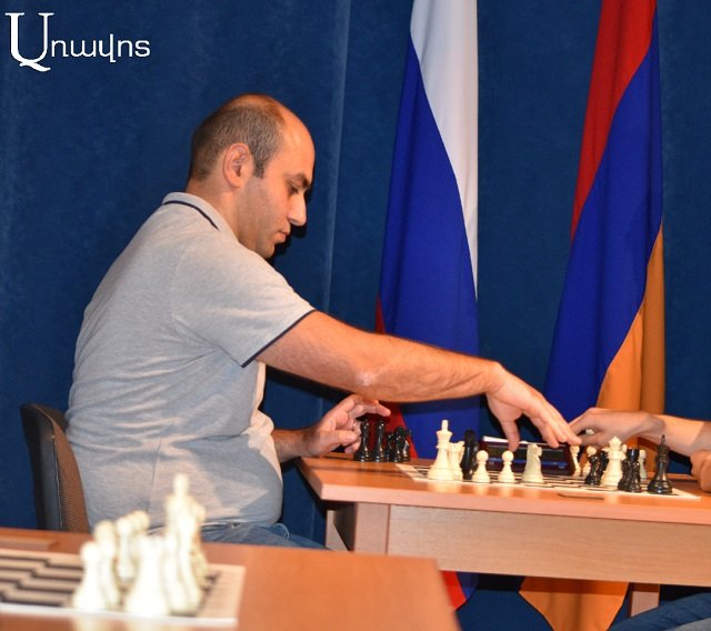 В Цахкадзоре семь армянских шахматистов одержали вторую победу подряд