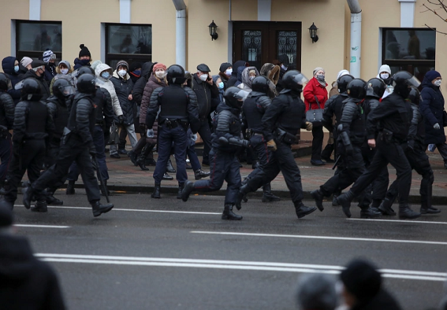В Беларуси журналистов задержали, заставили сделать видео с «признанием»
