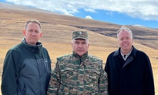 Директор офиса Госдепартамента США по делам Кавказа и региональных конфликтов Марк Кэмерон посетил Варденис и Сотк