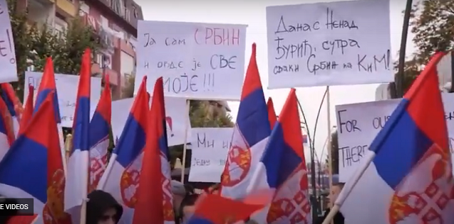 Косово: этнические сербы защищают свои автомобильные номера. Euronews