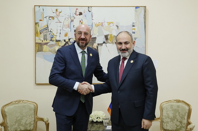 Никол Пашинян и Шарль Мишель также обменялись мнениями о развитии дальнейшего сотрудничества между Арменией и Европейским союзом